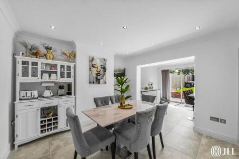 Rochester Road, Gravesend, DA12