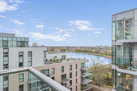 Residence Tower, Woodberry Grove, N4