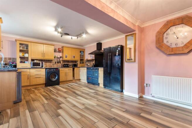 Kitchen diner