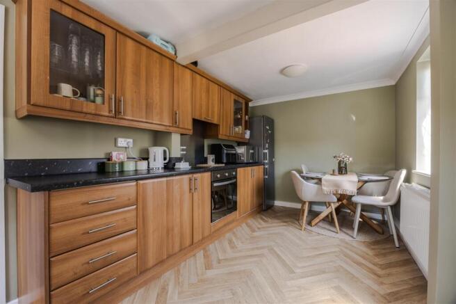 Kitchen diner