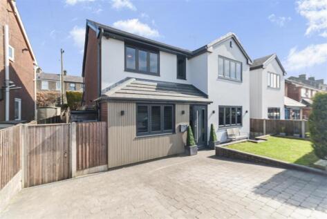 Moorlands View, Edenfield, Bury