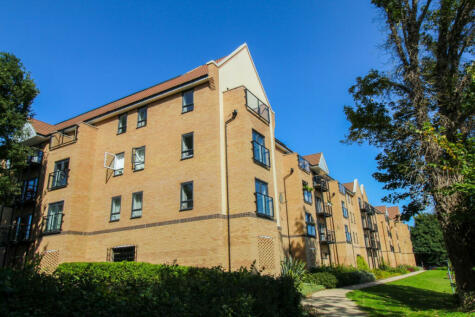 St Neots - 2 bedroom apartment for sale