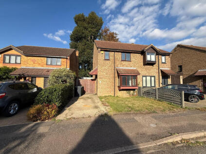 Manor Grove, St. Neots, PE19