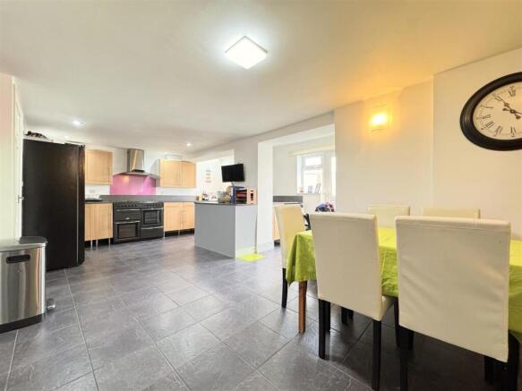 Kitchen Diner