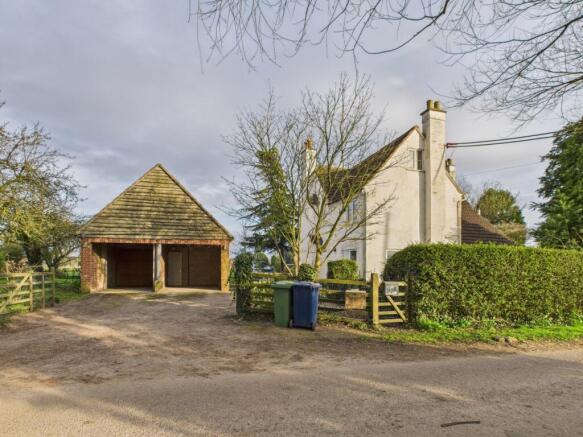 CAM03062G0-PR0139-STILL027