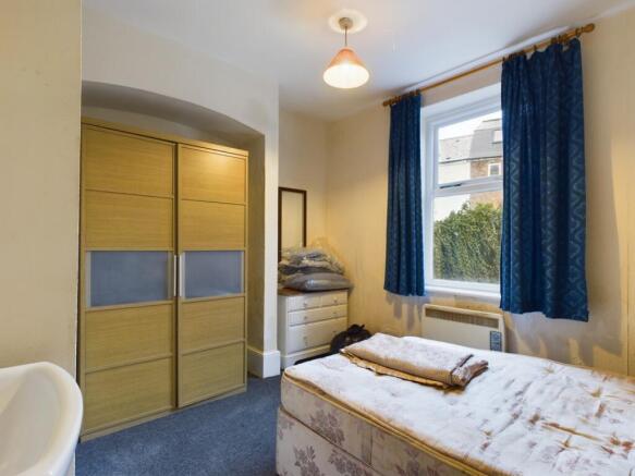 CAM03062G0-PR0120-STILL001