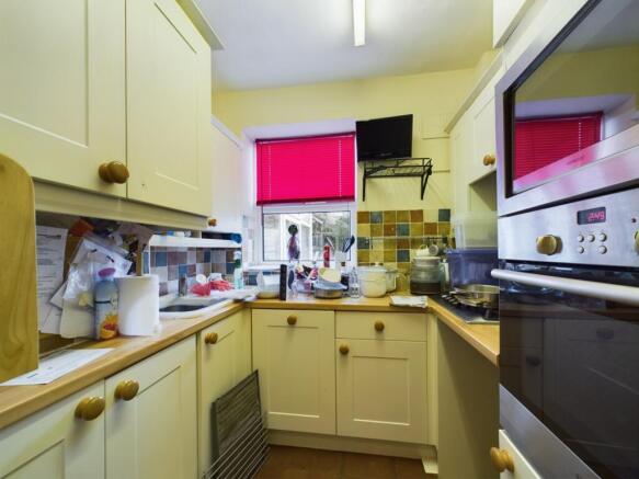 CAM01740G0-PR0157-STILL001