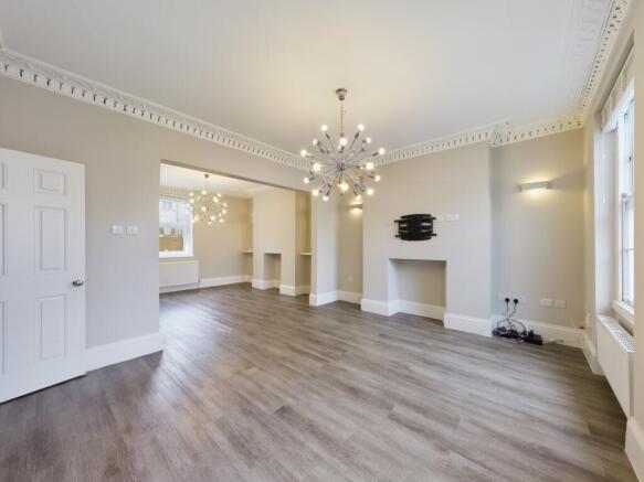 CAM00560P1-PR0011-STILL01