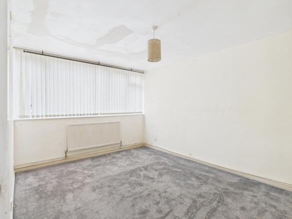 CAM01791G0-PR0175-STILL006