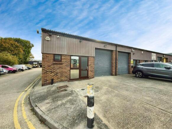 ec34fb0d4ad217de674f650850d4ca9690fcimg20251001w