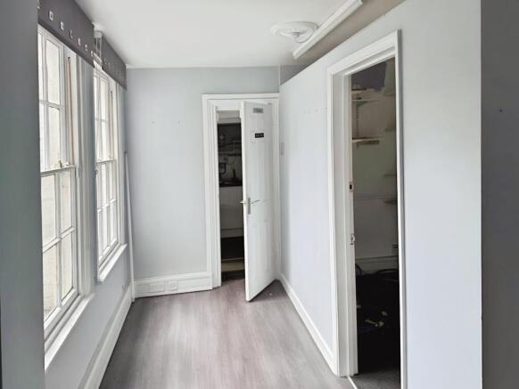 9479ec1d2104.jpg