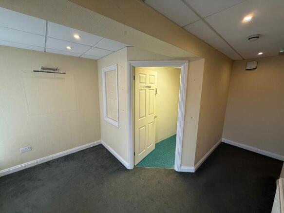 WhatsApp Image 20251029 at 152509_2afab352.jpg