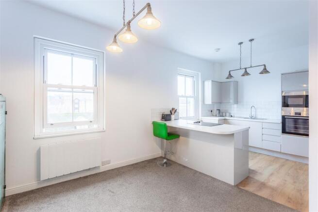 Living Kitchen3.jpg