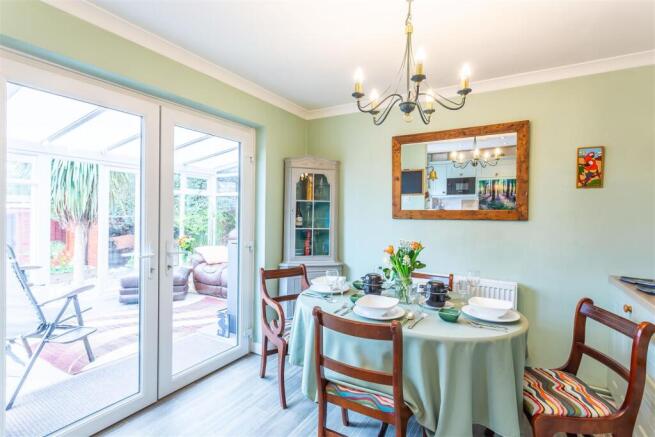 Kitchen Diner4.jpg