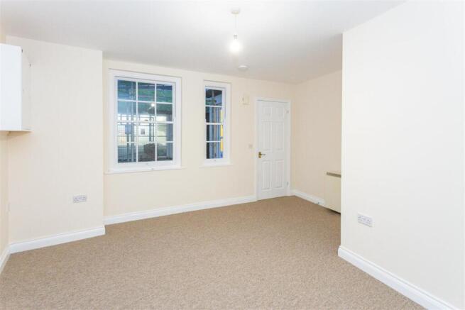 Living Bedroom2.jpg