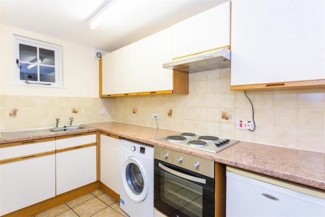 Kitchen1.jpg