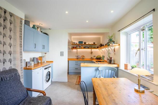 Kitchen Diner3.jpg