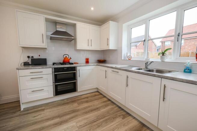 tlc_09798129-e221-4aa2-95a5-6f3039b56c85_6969385.j