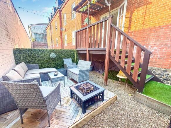 tlc_e575b0a5-ad9c-4c42-b125-329e63a2080b_d7f08c6.j