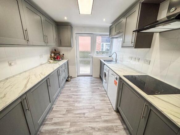 tlc_ba956be9-24b3-457e-b227-dc19db0a1029_0d33032.j