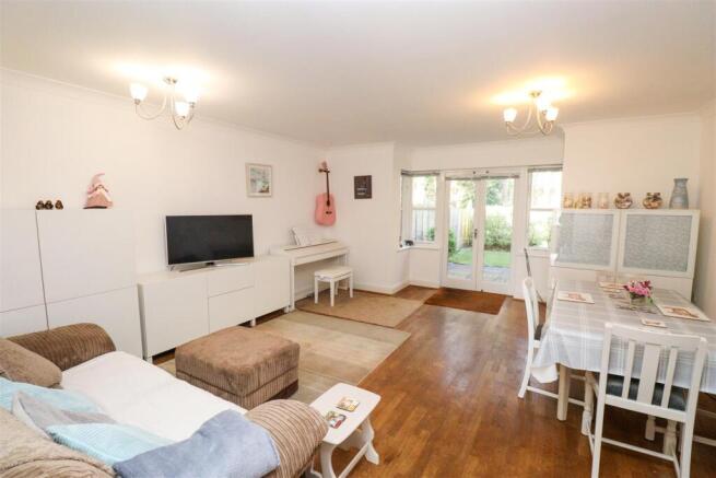 Living/Dining Room