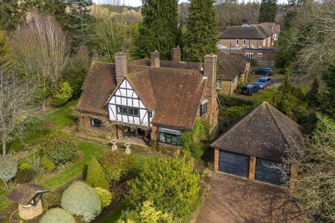Old Barns Cottage, Finch Lane, HP9 2TL  (LOW RES)-