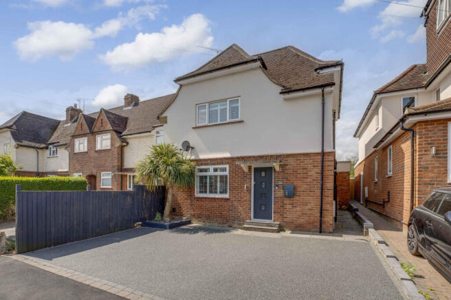 19 Trinity Avenue, SL7 3AL (LOW RES)-22