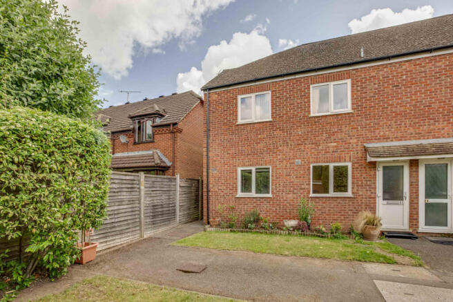 26 Primrose Lea, SL7 2QL (LOW RES)-9