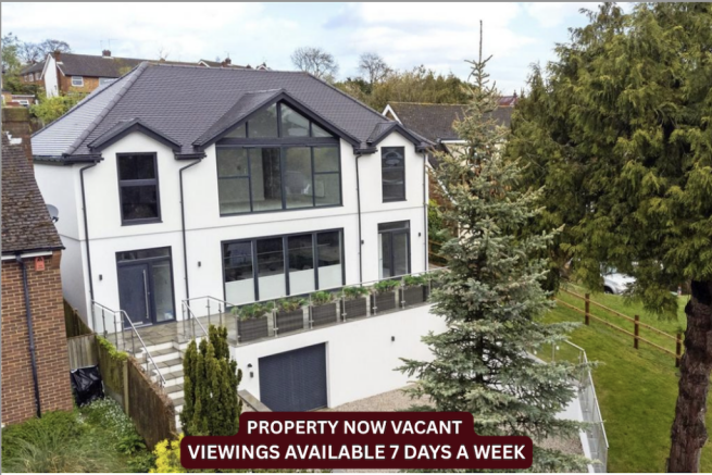 Screenshot 2025-11-10 at 10.53.05