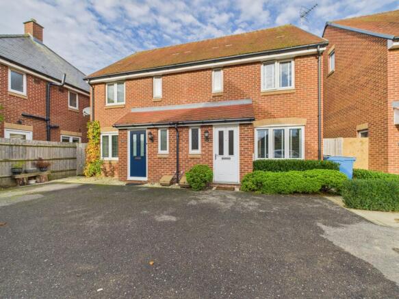 CAM02136G0-PR0487-STILL003