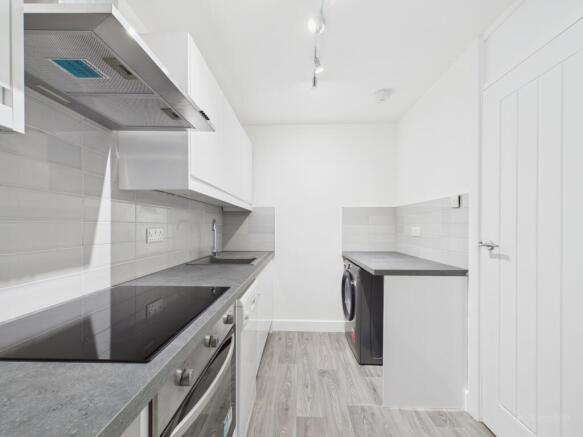 CAM02136G0-PR0512-STILL003