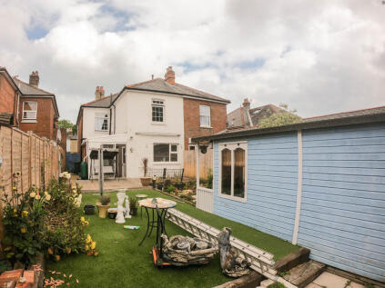 High Street, Wootton Bridge