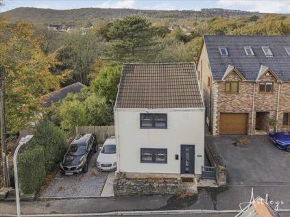 Taillwyd Road, Neath