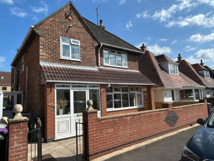 Roseberry Avenue, Skegness, Lincolnshire, PE25 3HA