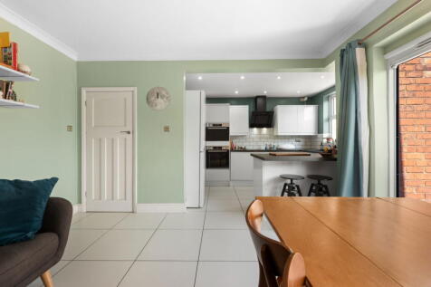 Rutland Road, West Bridgford, Nottingham, NG2 5DP