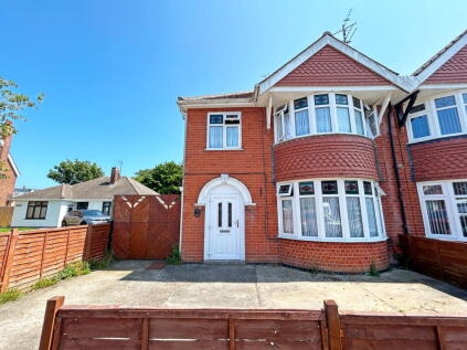 Firbeck Avenue, Skegness, Lincolnshire, PE25 3LA