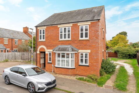 Newton Street, Olney, MK46 4BS