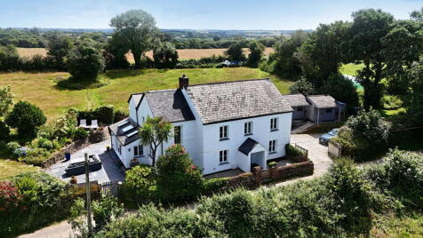 Tresithick, Carnon Downs