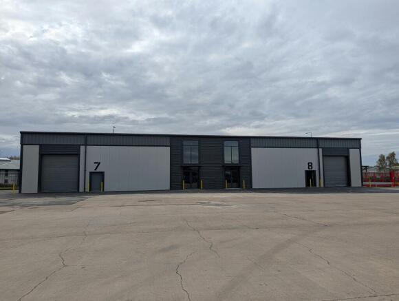 Denham Business Park Unit 7 and 8 11.jpg