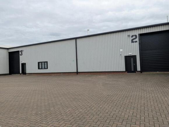 Denham Court Brunel Drive Newark 5.jpg