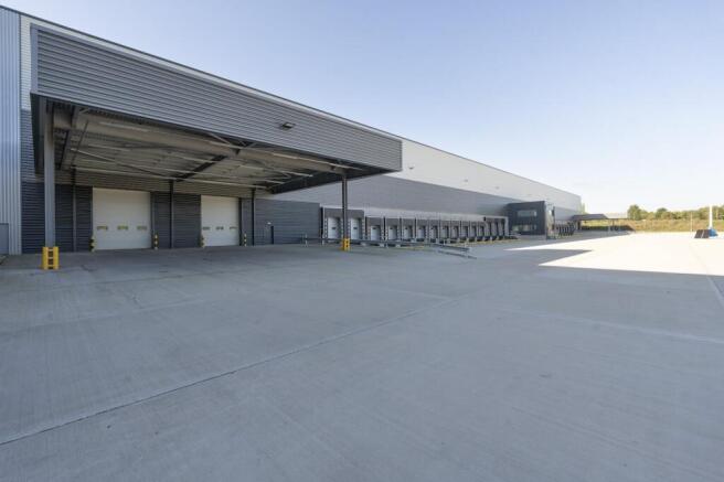 IW111024CA049.jpg