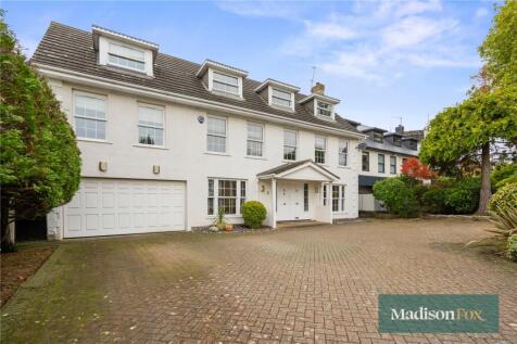 Barton Close, Chigwell, Essex, IG7