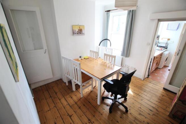 Dining area.JPG
