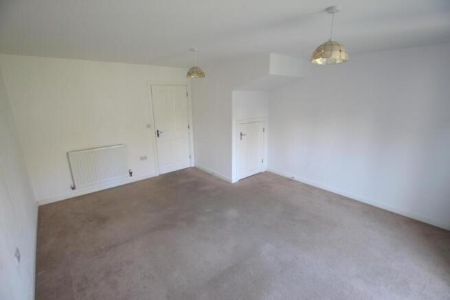 Living room alt.JPG