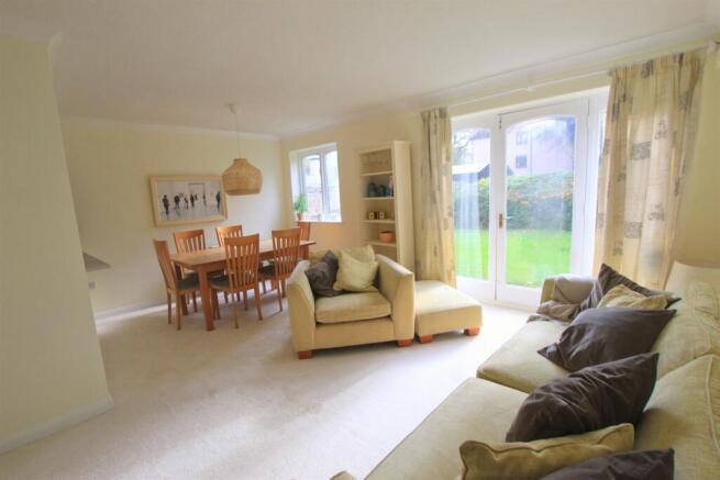 Lounge Dining Room.jpg