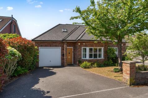 Sycamore Drive, Twyford, RG10
