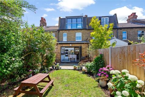 Manor Grove, Richmond, TW9