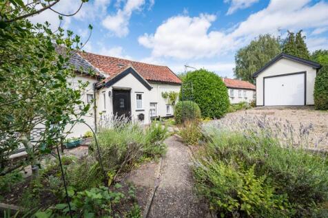 Timberlea, The Street, Hitcham