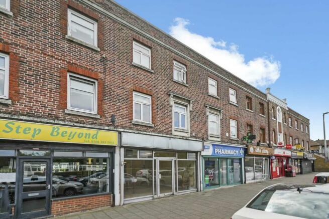 Commercial property for rent in Wrotham Road Shooter s Hill DA16