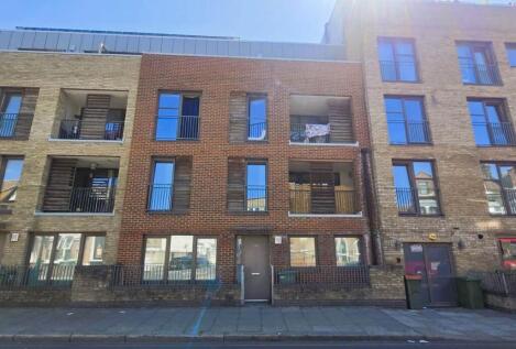 Plashet Grove, East Ham, E6 1BX